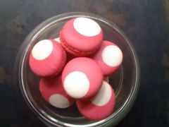 CdS-Mini-Macarons-Fruits-Rouges.jpg