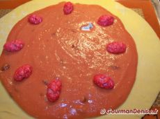 Galette-des-rois-a-la-creme-de-pralines-roses-1.jpg