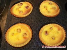 Tartelettes-amandes_-framboises-et-chocolat-4.jpg