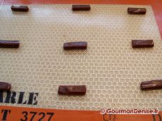 Tuiles-aux-Carambars-1.jpg