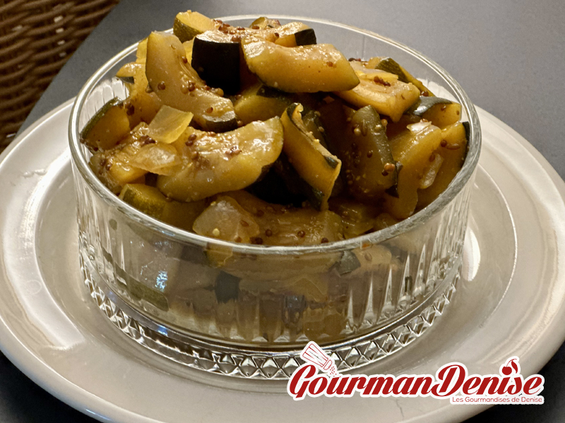 Condiment de courgettes à l’aigre doux